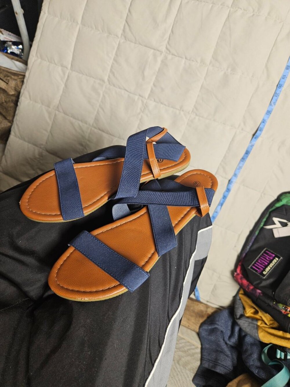 Women's Strappy Flat Sandals Tan Navy Size 8.5